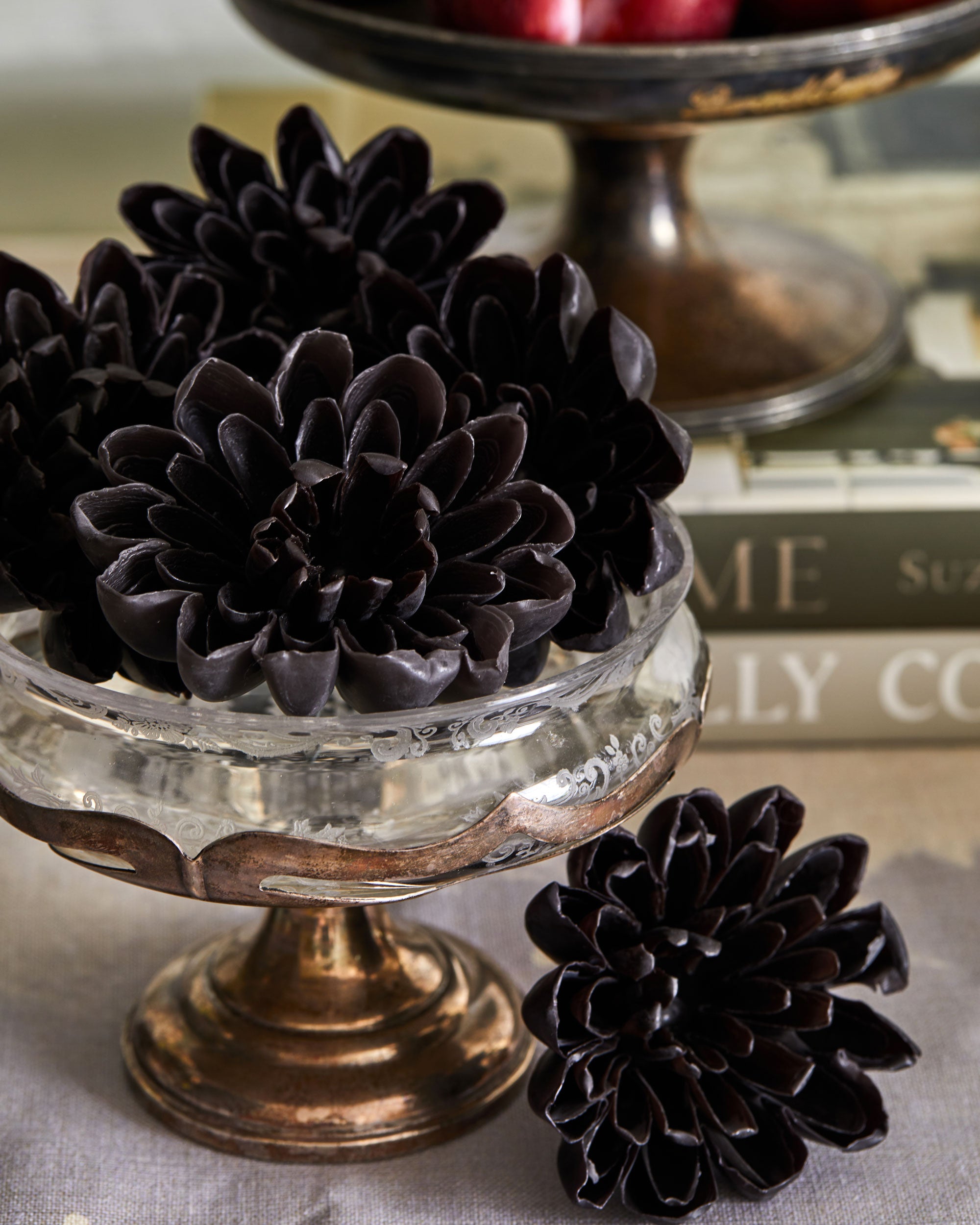 Black Flower Candle